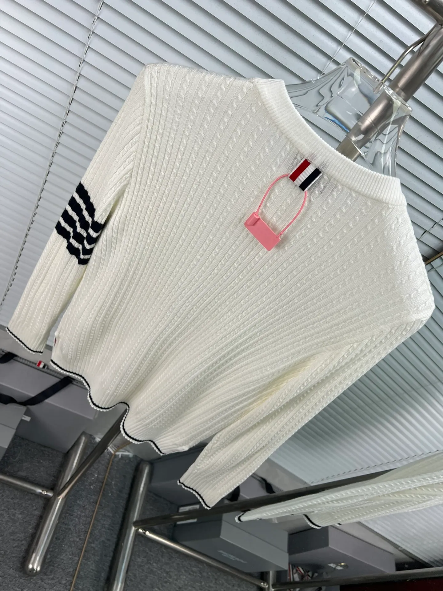 THOM BROWNE🇳🇱 ： ， ， TB ， ， ， ， ， Sizes:0.1.2（SML） :Gray White Navy Blue